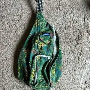 Kavu Bag
Good Condition